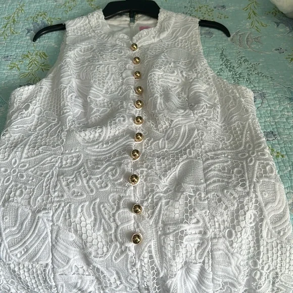 Lilly Pulitzer White Lace Dress with Gold Accents Size 12 - Picture 3 of 6